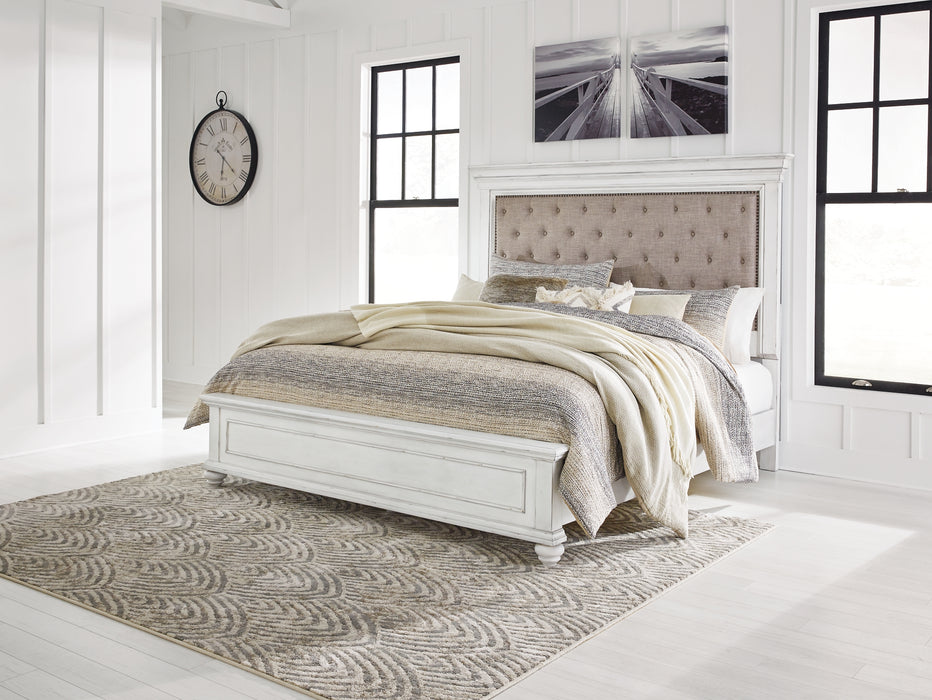Kanwyn Queen Panel Bed, Dresser and Mirror