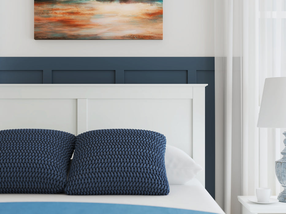 Bostwick Shoals Queen Panel Bed, Dresser, Mirror and Nightstand