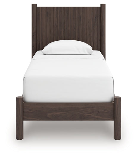 Pamytta Twin Panel Platform Bed, Dresser and Mirror