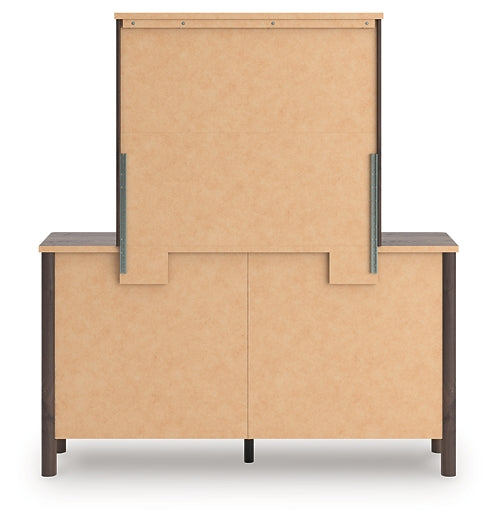 Pamytta Queen Panel Platform Bed, Dresser, Mirror, Chest and Nightstand