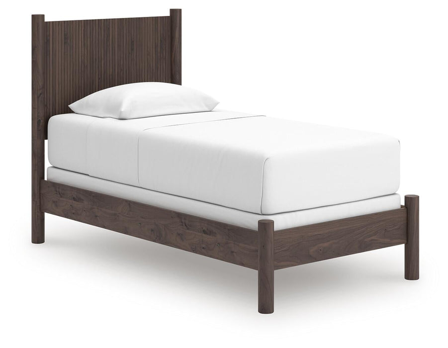 Pamytta Twin Panel Bed, Dresser and Mirror