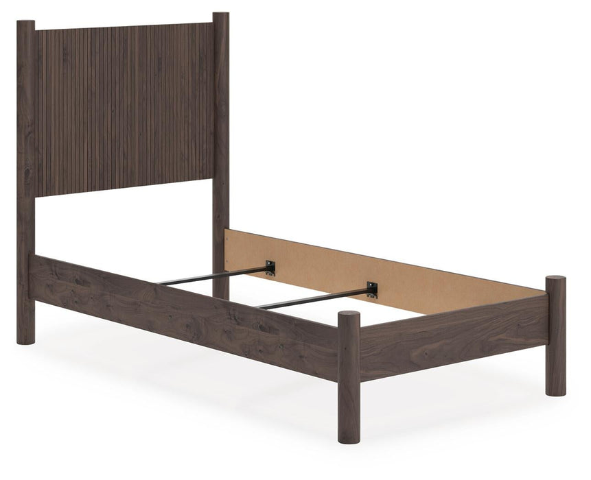 Pamytta Twin Panel Bed, Dresser and Mirror