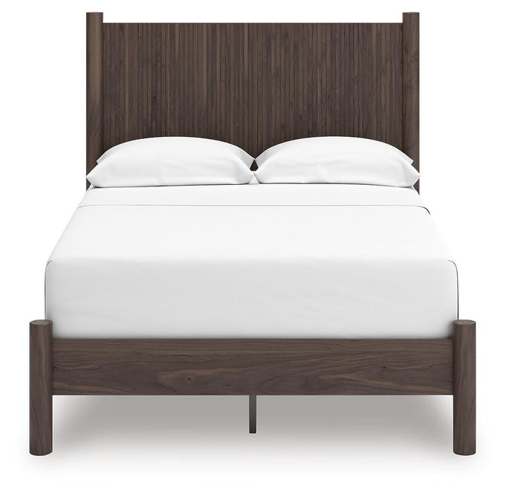 Pamytta Full Panel Platform Bed, Dresser, Mirror and Nightstand